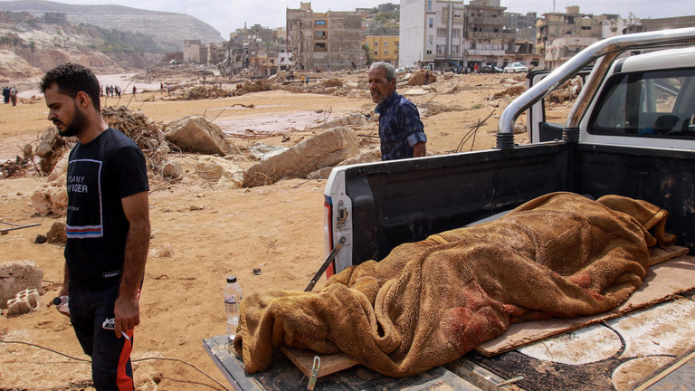 A OTAN traz a morte à Líbia uma década após a sua intervenção bárbara